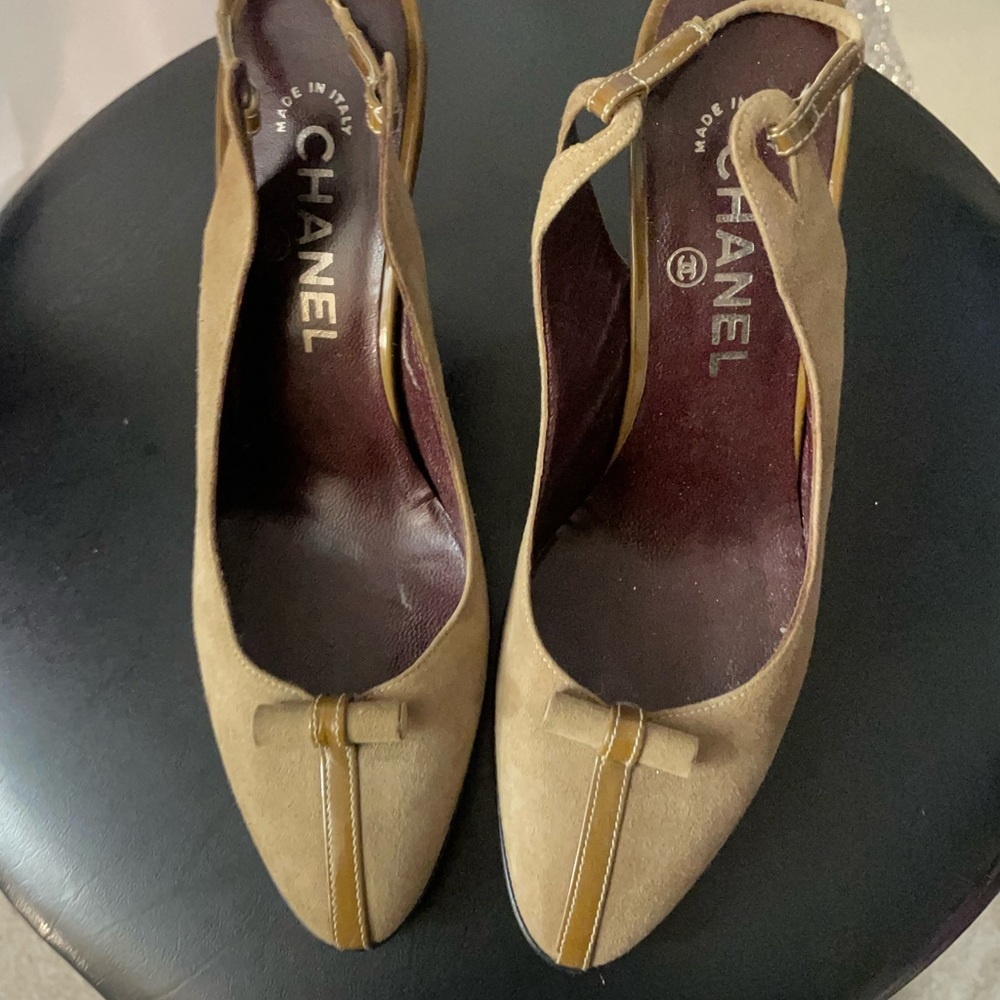 CHANEL Women's Brown Slingback Heels